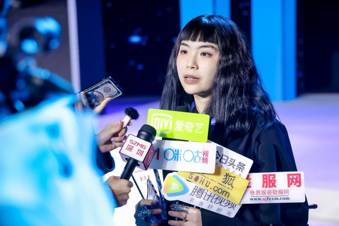 &ldquo;元音#東方&rdquo;第十二屆&ldquo;大浪杯&rdquo;中國女裝設計大賽圓滿收官，作品《逍遙詩學》贏得&ldquo;金浪獎&rdquo;20萬，大賽虛擬代言人&ldquo;唯我&rdquo;驚艷亮相！