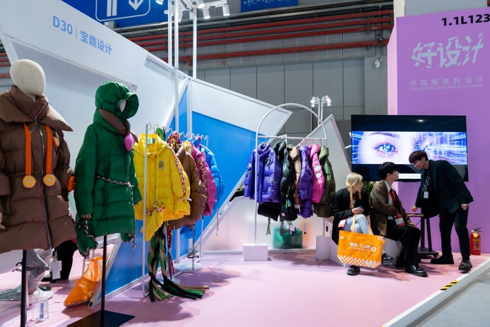 以原創(chuàng)設(shè)計(jì)撬動(dòng)時(shí)尚產(chǎn)業(yè)高質(zhì)量發(fā)展新格局 “中國(guó)服裝好設(shè)計(jì)”第四季盛裝開(kāi)啟