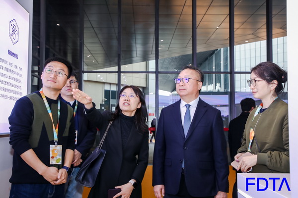 Digital Fashion數字時尚創新空間打造交互新體驗