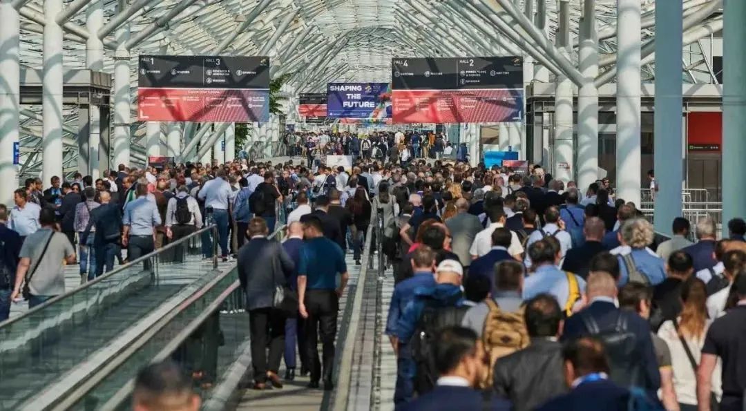 &ldquo;變革紡織世界&rdquo;ITMA2023在意大利米蘭隆重開幕，國際紡織機械聯合展舉行觀眾推介活動。