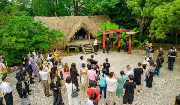 “CHOICE YIN”驚艷河姆渡,演繹遠古文明與現代時尚與的對話