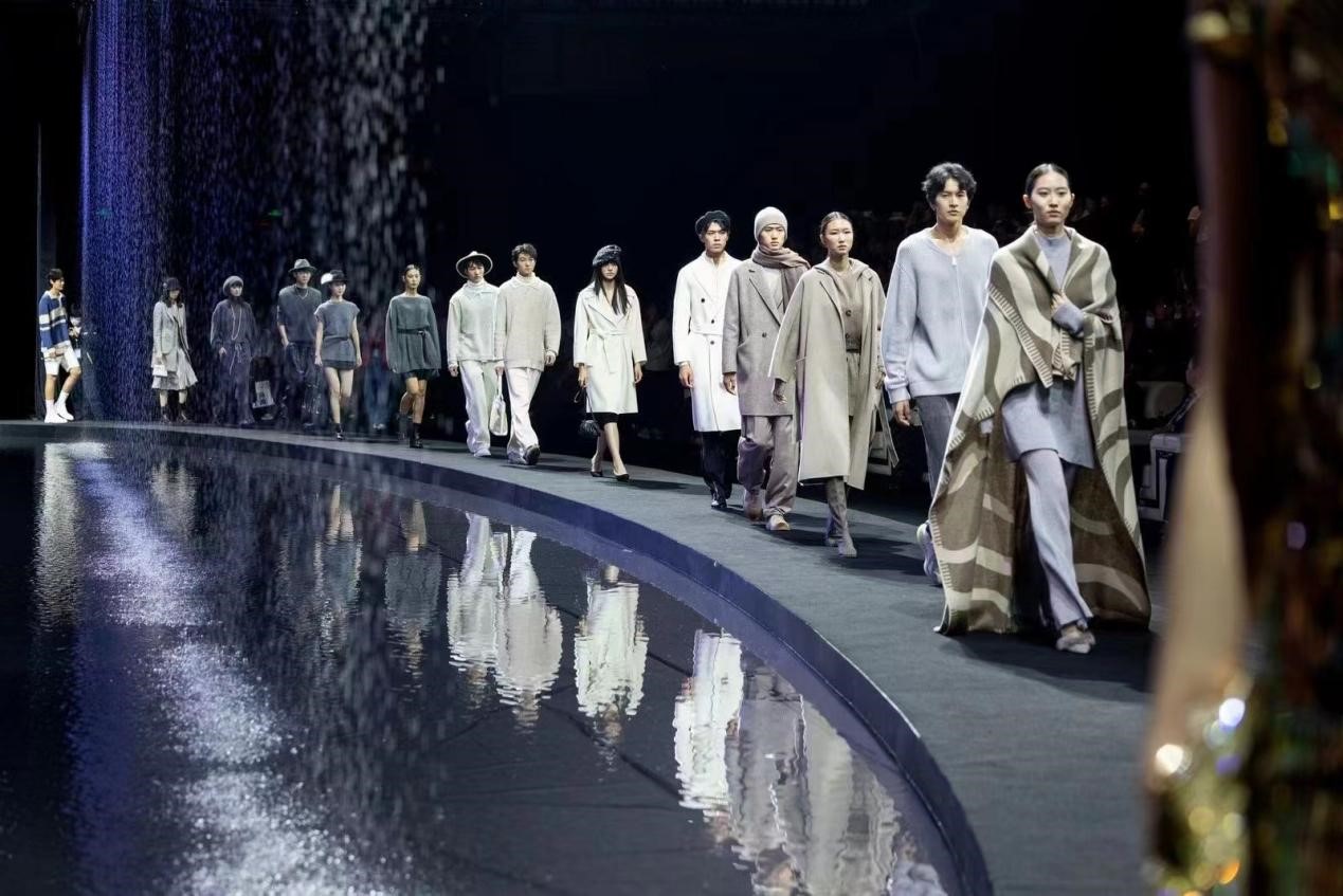 &ldquo;潮涌東方、風(fēng)尚寧波&rdquo;--2023寧波時(shí)尚節(jié)暨第27屆寧波國際服裝節(jié)盛大啟幕