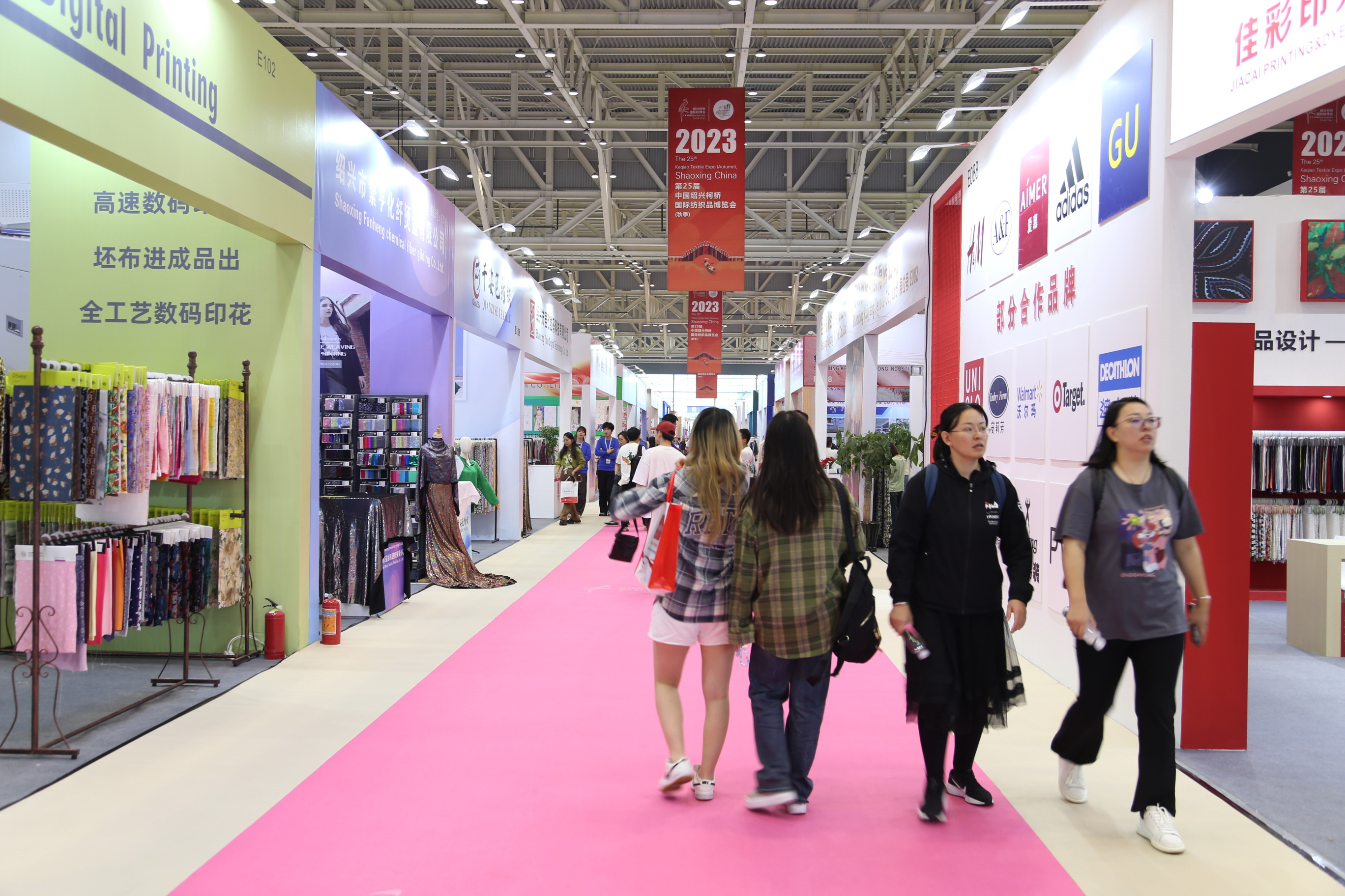 立足全球，筑牢世界紡織產業(yè)節(jié)點--2023第25屆中國紹興柯橋國際紡織品博覽會（秋季）盛大開幕 