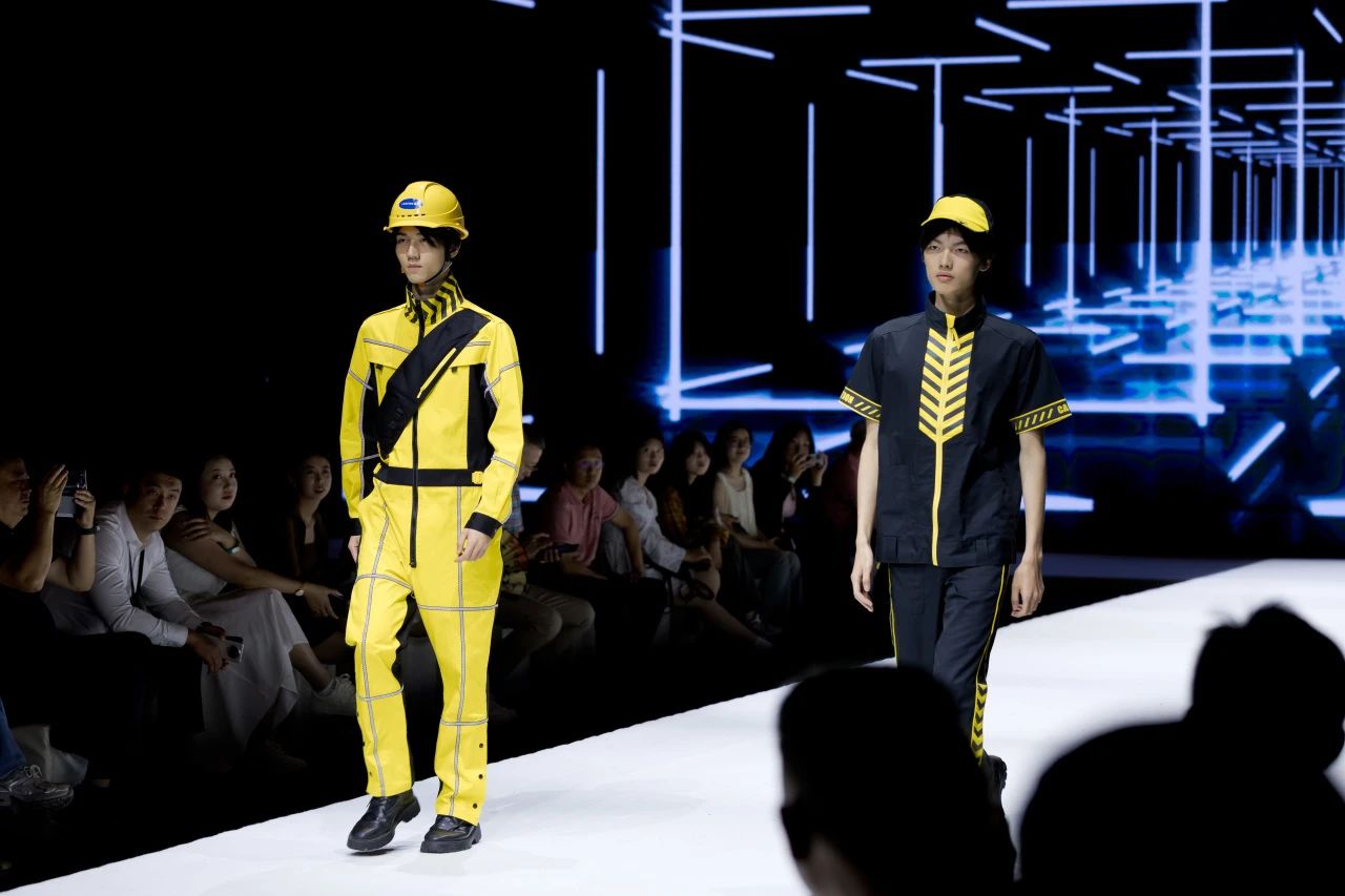 新時代 新力量 新形象&mdash;&mdash;特種行業職業裝產品在天津時裝周發布