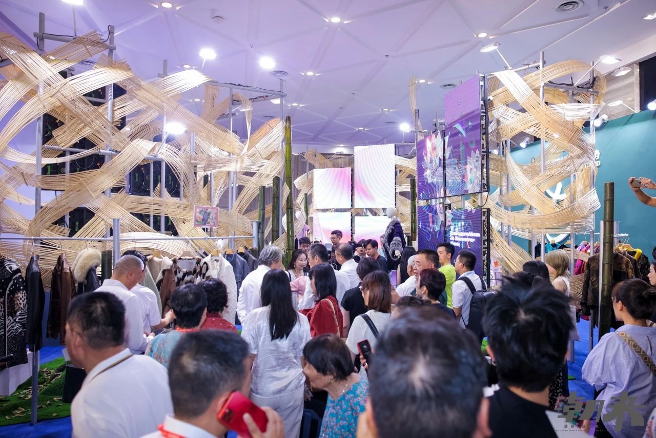 品類全能 品質卓越 品牌進階 | 2024海寧中國國際時裝展隆重舉行