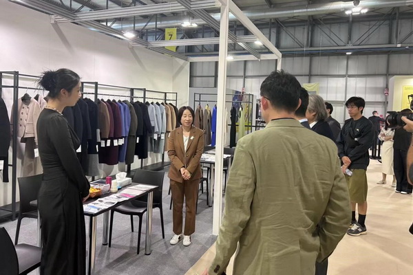 昭奈華裕閃耀米蘭，共繪中意時尚融合新篇章