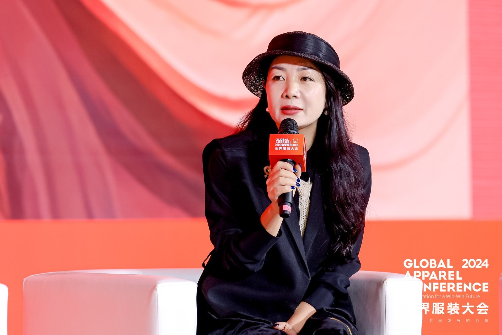 “融和”20個國家和地區(qū)服裝精英,2024世界服裝大會在東莞虎門開幕