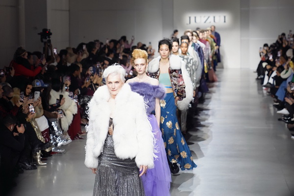 &ldquo;Tao式東方美&rdquo;--玖姿JUZUI創意總監王陶Taoray Wang25秋冬絢爛創意掀起紐約時裝周&ldquo;新中式浪潮&rdquo;