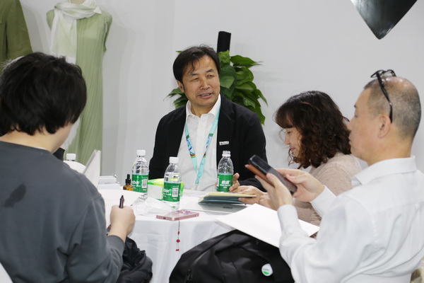 極致創新，讓迭代&reg;滌綸&ldquo;生態圈&rdquo;再次火爆2025yarnexpo春夏展