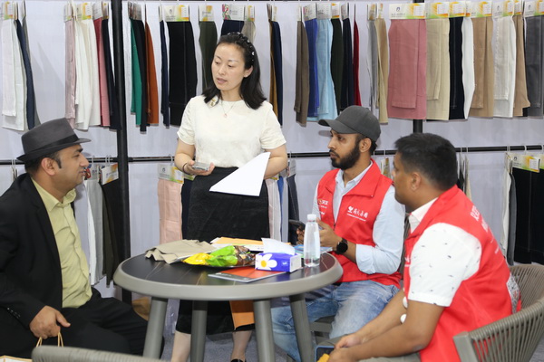 新形勢、新機遇，2025柯橋春季國際紡博會拉開帷幕，全方位展示中國紡織發展的強韌