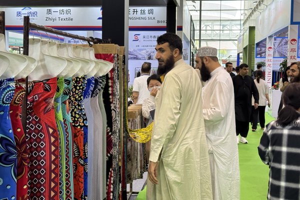 新形勢、新機遇，2025柯橋春季國際紡博會拉開帷幕，全方位展示中國紡織發展的強韌