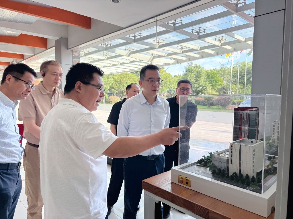 “好面料”需要“好設備”:康賽妮以終端創新,驅動紡機源頭升級