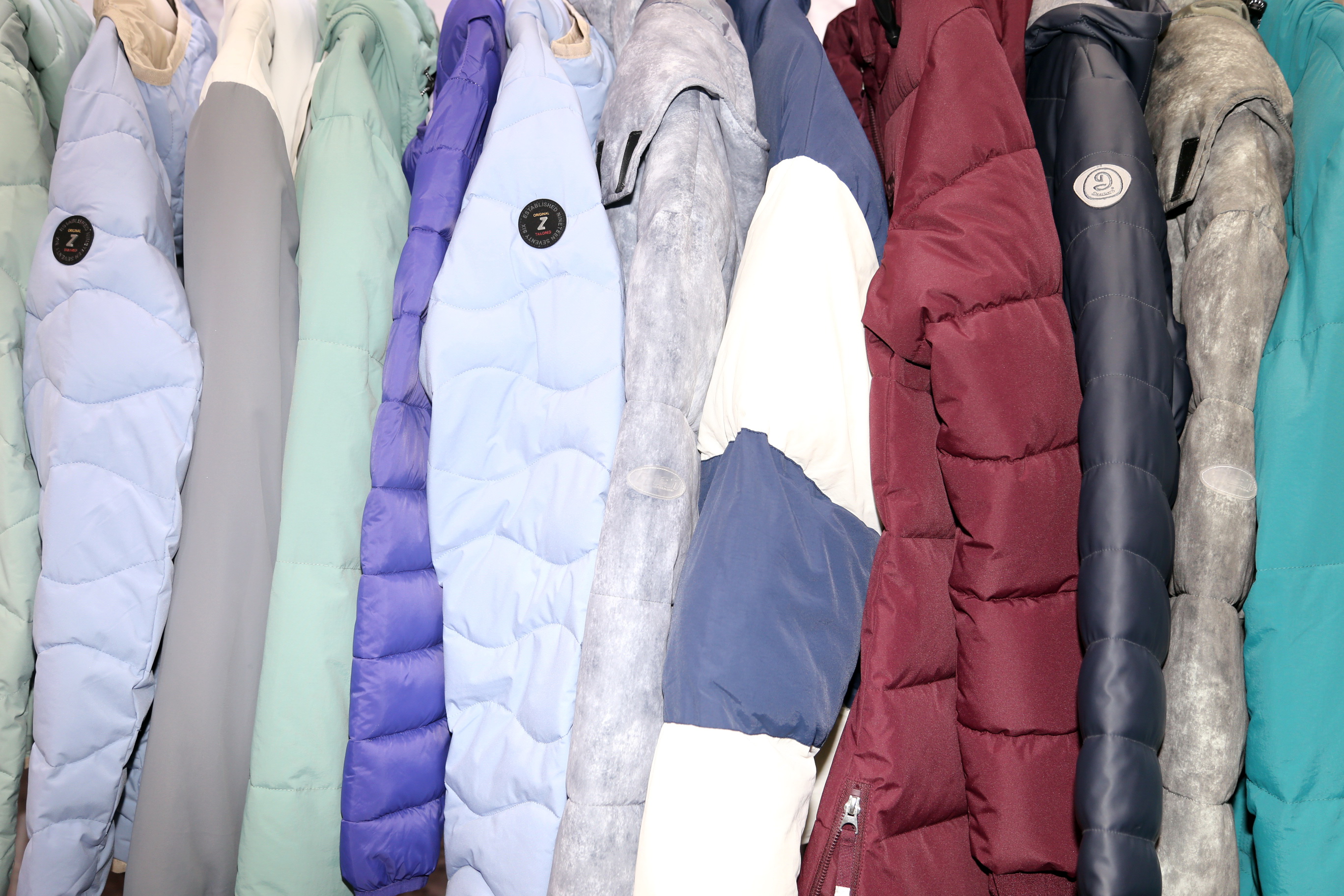 40余家石家莊紡服企業齊聚滬上，成為中紡聯秋季聯展上靚麗的風景線