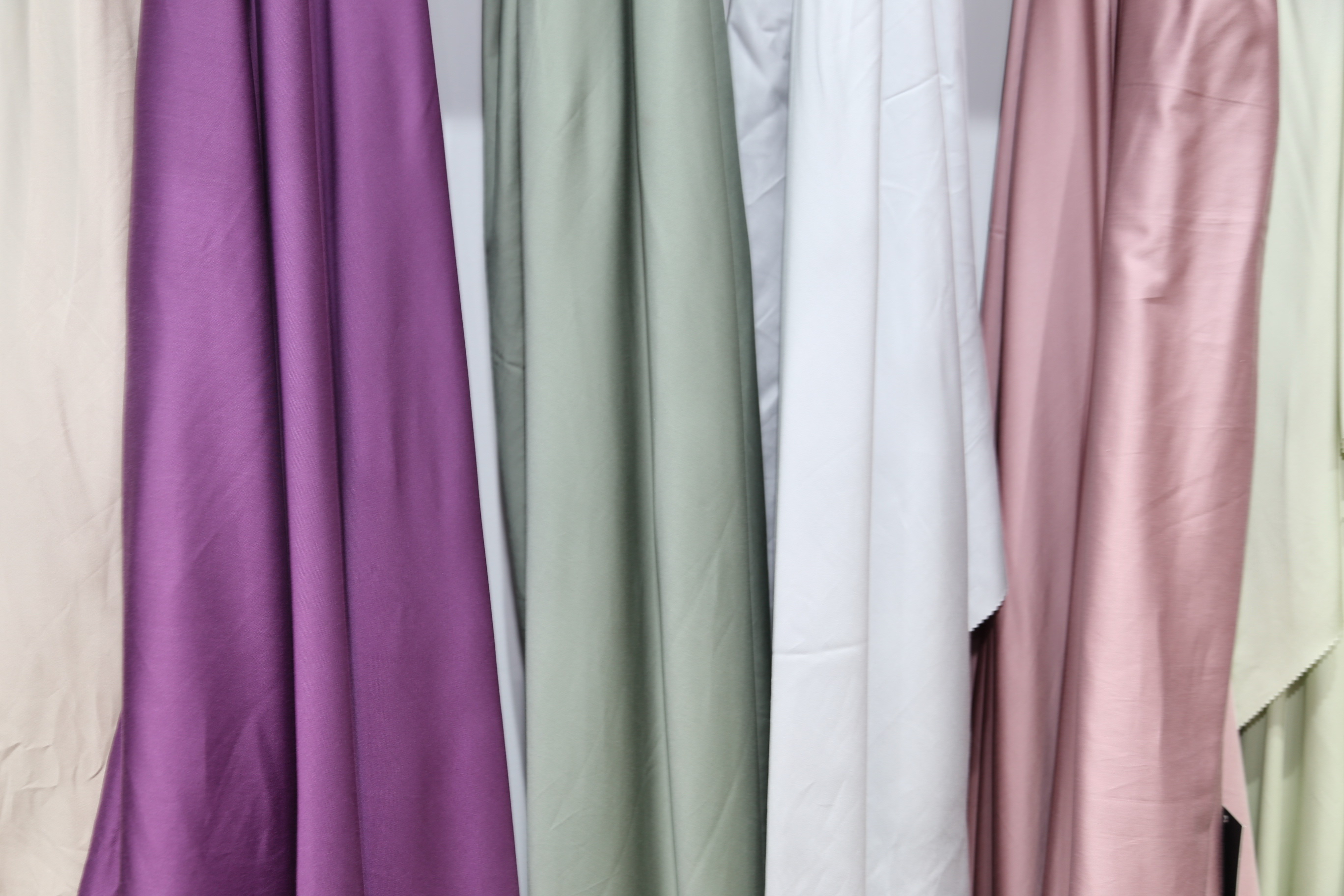 40余家石家莊紡服企業齊聚滬上，成為中紡聯秋季聯展上靚麗的風景線