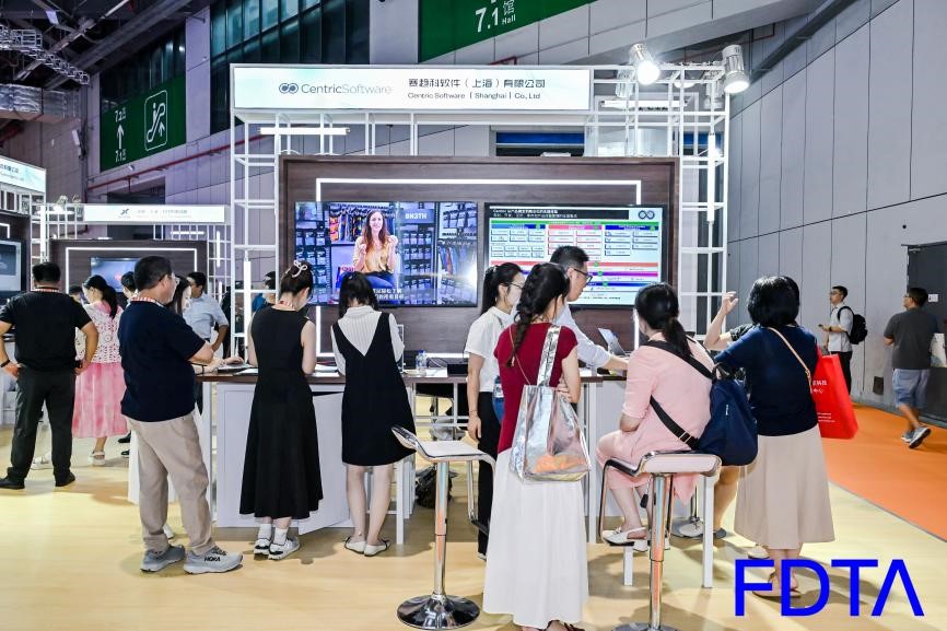 從數據決策到虛擬織布，數字時尚創新空間貫通紡織全鏈數智升級！