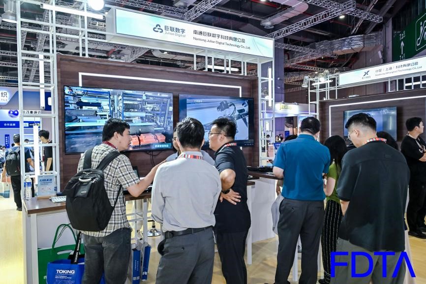 從數據決策到虛擬織布，數字時尚創新空間貫通紡織全鏈數智升級！