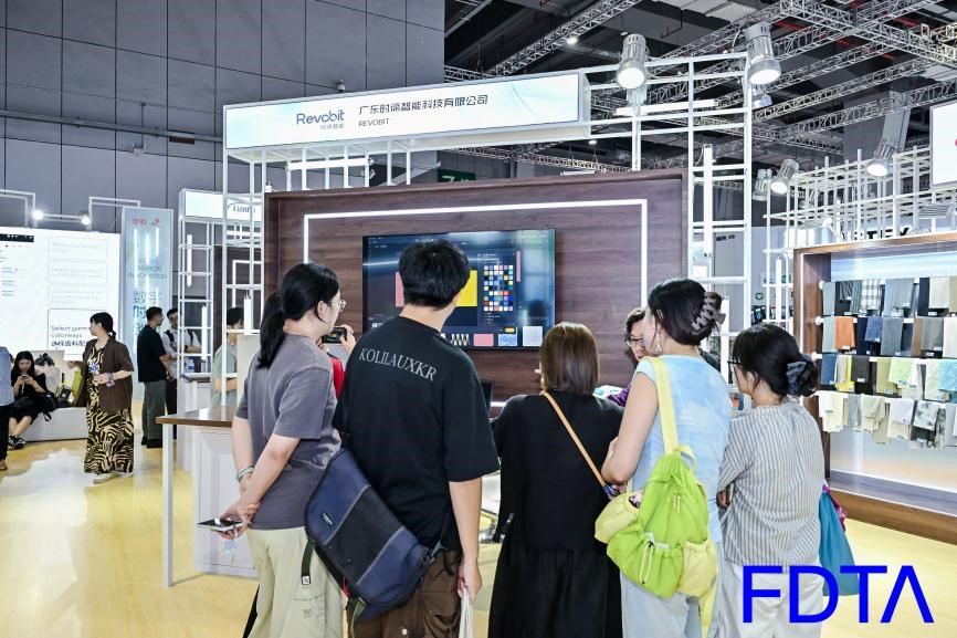 從數據決策到虛擬織布，數字時尚創新空間貫通紡織全鏈數智升級！