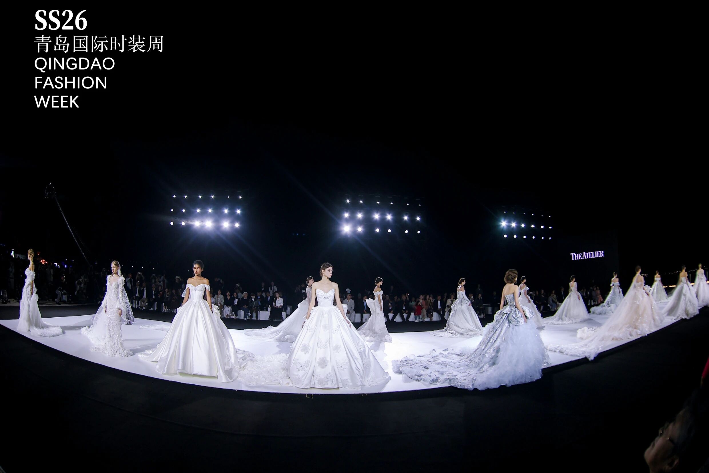 潮涌浮山灣畔 時尚綺夢啟航--2025中國（青島）國際時裝周盛大啟幕！