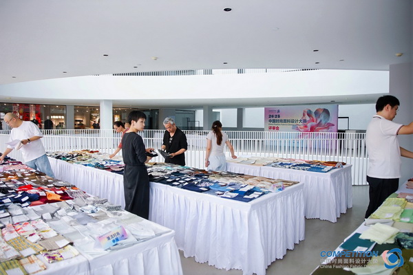 紡都盡顯國際范！2025柯橋時尚周積淀十載再啟航