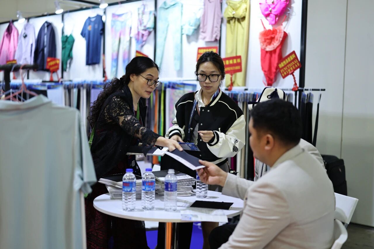 繪就產業發展新藍圖 邁向“韌性協同”新紀元 APTEXPO 2025新加坡啟幕!