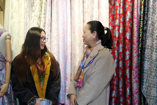  教授老總與金獎設(shè)計師老總的美麗邂逅，將會為時尚界帶來怎樣的驚喜？