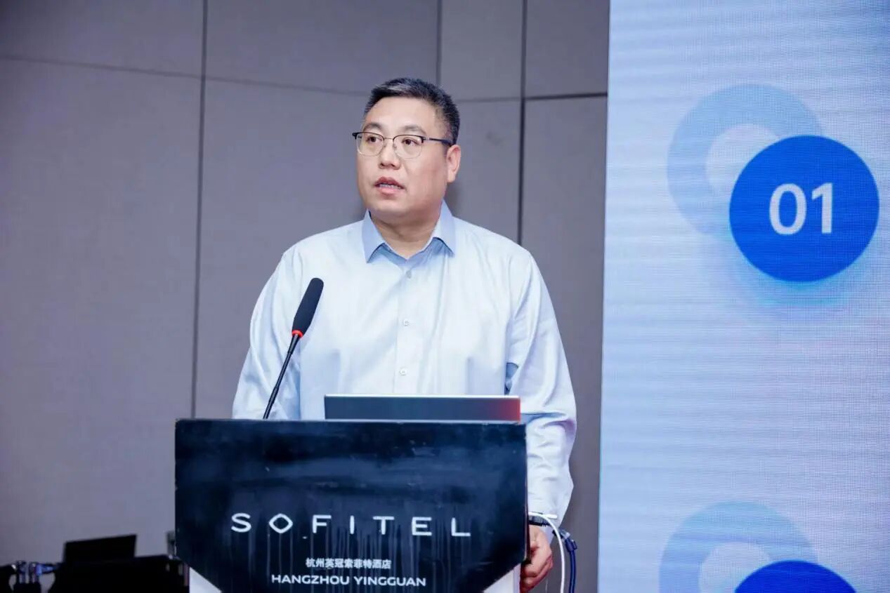 &ldquo;華章新彩 絨創未來&rdquo;--華絨之鏈高質量協同創新與價值重構研討會在杭州舉行