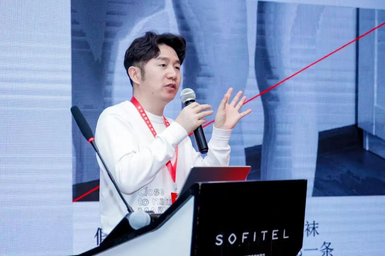 &ldquo;華章新彩 絨創未來&rdquo;--華絨之鏈高質量協同創新與價值重構研討會在杭州舉行