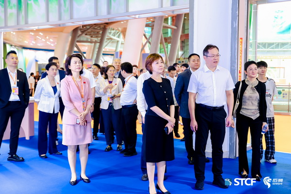 功能科技&ldquo;刷屏&rdquo;海博會！FabricsChina時尚與科技創(chuàng)新產(chǎn)品在石獅發(fā)布