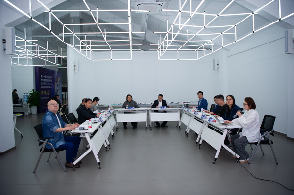 以人才培育為行業注入持久驅動力！第十一屆十佳紡織面料設計師評審會于柯橋舉行